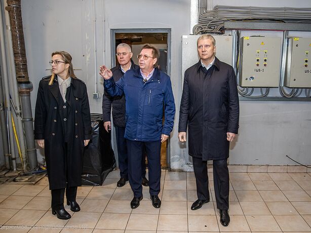 Готовность к зиме жилого дома № 2 по улице Университетская в Заречье проверил Андрей Иванов Готовность к зиме жилого дома № 2 по улице Университетская в Заречье проверил Андрей Иванов